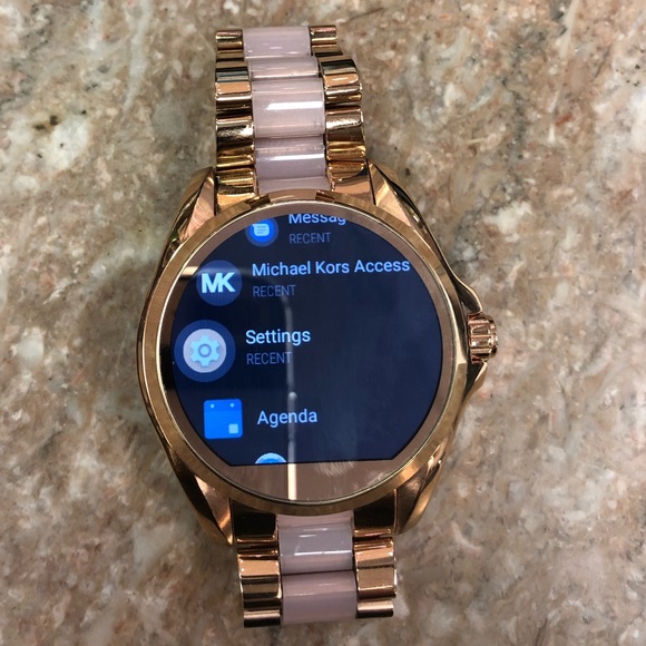 Michael Kors Smartwatch - Picture 2 of 3